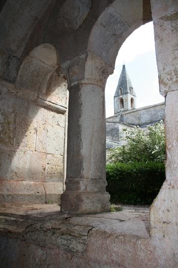 2012-05 Abbaye du Thoronet 024.JPG